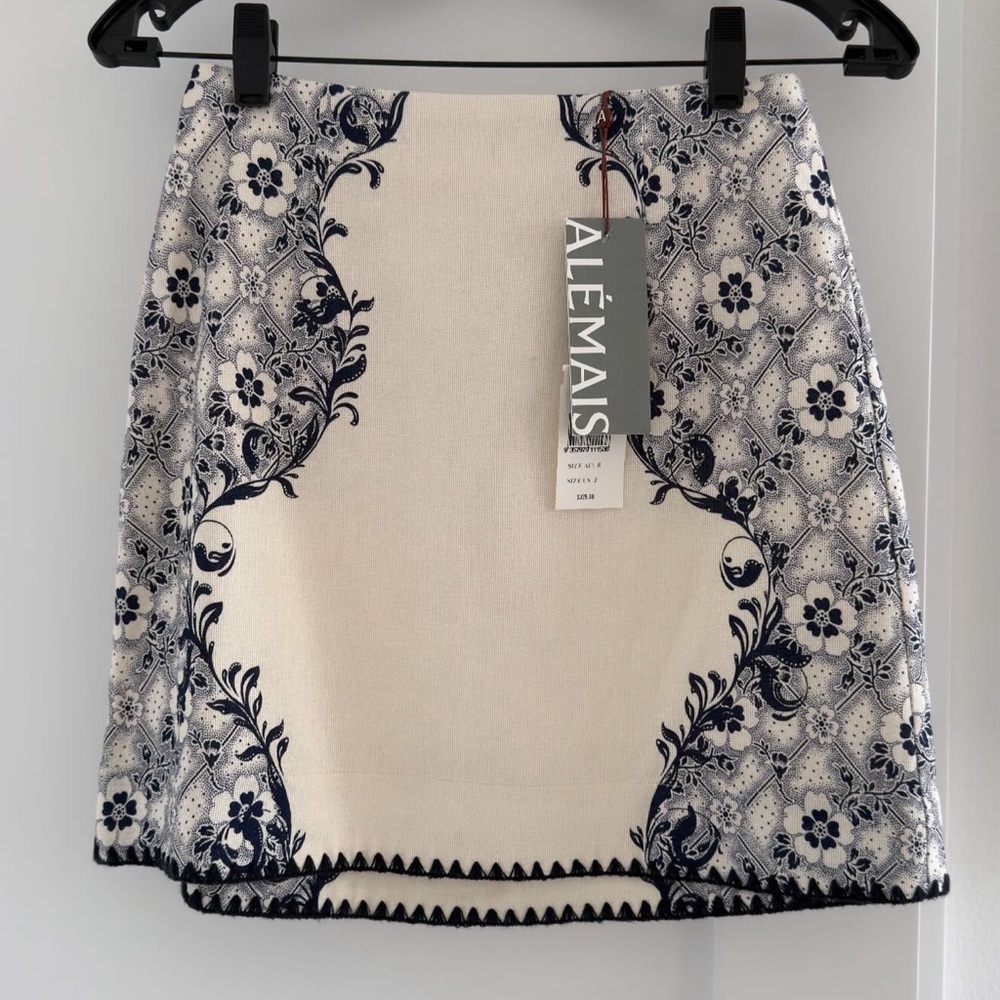 Brand new Alemais Airlie Skirt 2US